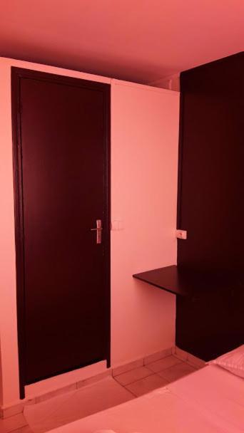 Hotel Du Centre Saint-Denis Kültér fotó
